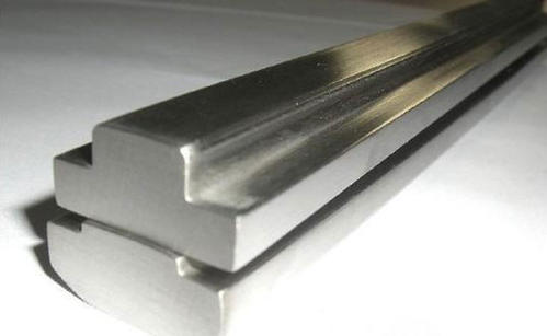 異型材激光切割的工藝過(guò)程及其參數(shù)分析